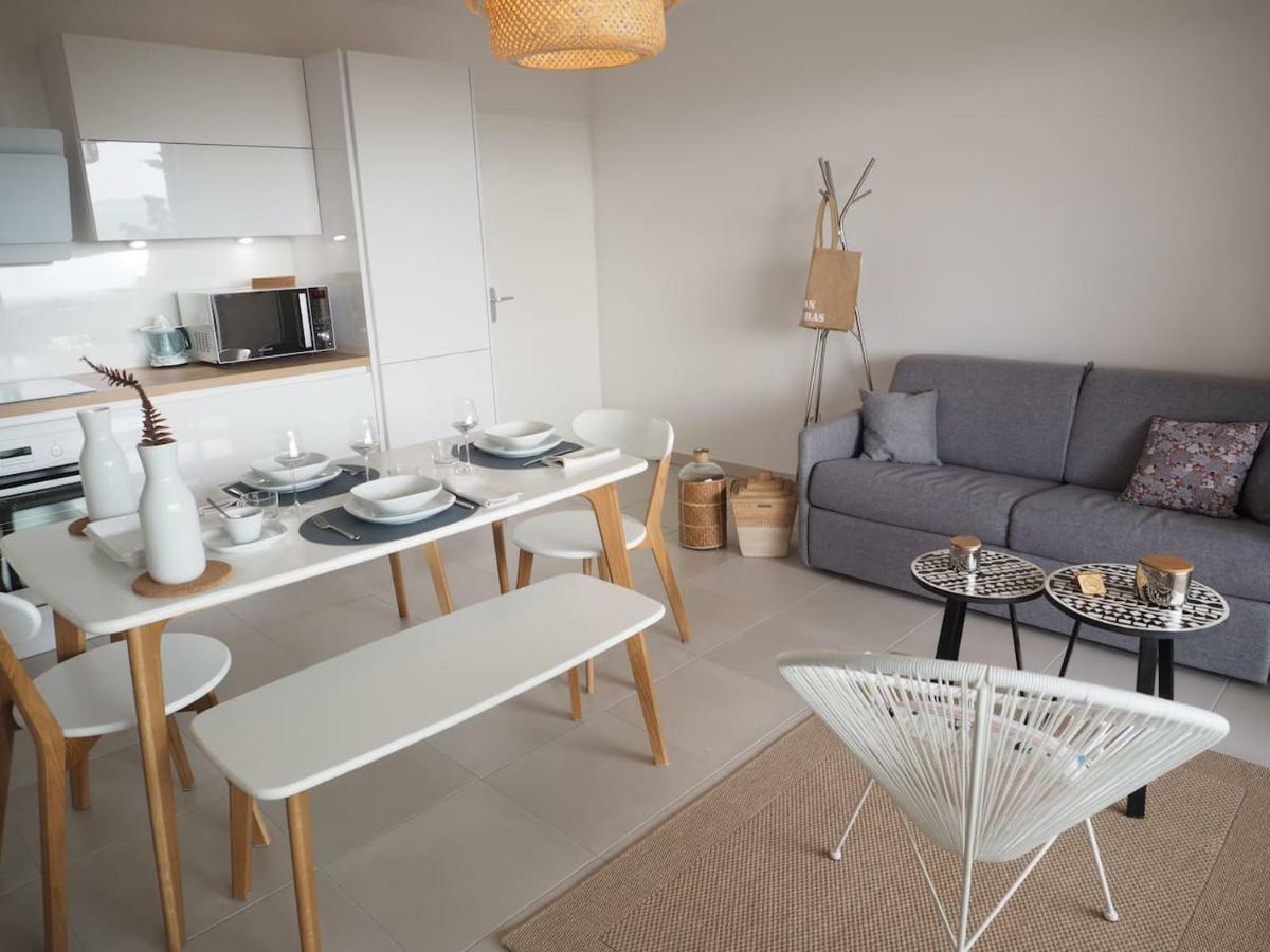 La Londe La Mer : Appartement Proche Plages & Vue Superbe Sur Les Iles D'Or Экстерьер фото