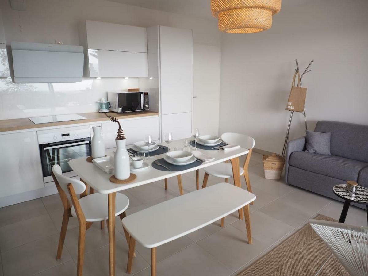 La Londe La Mer : Appartement Proche Plages & Vue Superbe Sur Les Iles D'Or Экстерьер фото