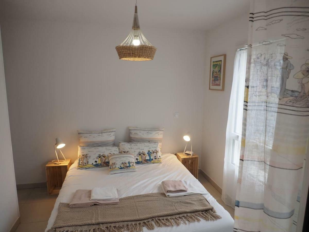 La Londe La Mer : Appartement Proche Plages & Vue Superbe Sur Les Iles D'Or Экстерьер фото